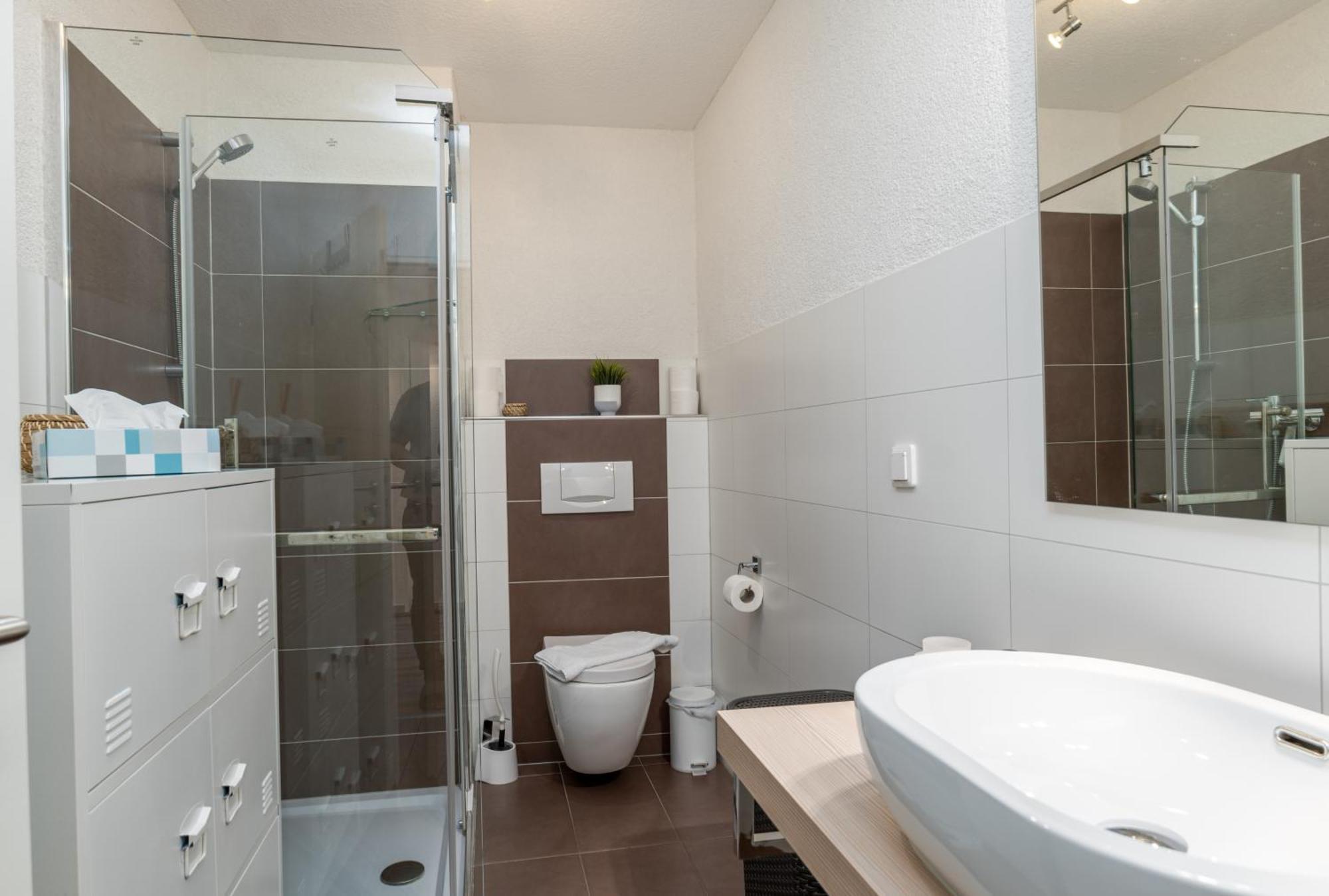 Riesling Appartement For 2 - 4 People - Billiards - Balcony With Mosel View - Parking - Wine Barrel Bar - Fully Equipped Kitchen - Netflix - Waiputv - 3 Km From Cochem Klotten Luaran gambar