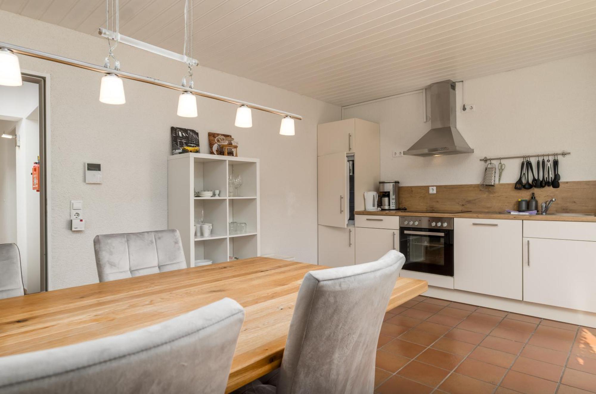 Riesling Appartement For 2 - 4 People - Billiards - Balcony With Mosel View - Parking - Wine Barrel Bar - Fully Equipped Kitchen - Netflix - Waiputv - 3 Km From Cochem Klotten Luaran gambar